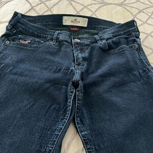 Hollister low-rise dark blue relaxed straight jeans